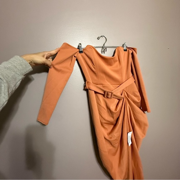 ASOS Design Elegant Tan Orange Long Sleeve Bardot Neckline Drape Mid Dress - Picture 4 of 11